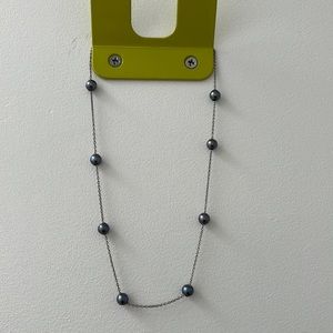 Black pearl necklace